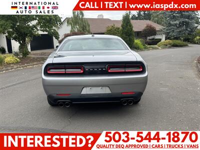 2015 Dodge Challenger SXT   - Photo 4 - Portland, OR 97216
