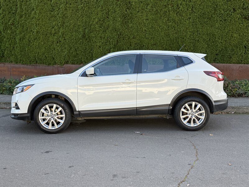 2021 Nissan Rogue Sport S  