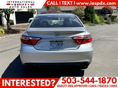 2016 Toyota Camry SE   - Photo 4 - Portland, OR 97216