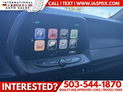 2016 Chevrolet Camaro SS   - Photo 13 - Portland, OR 97216