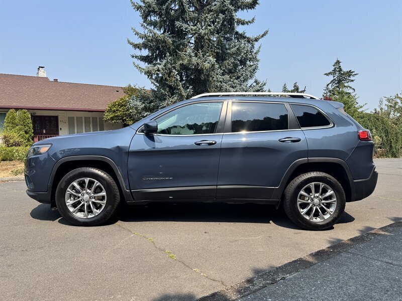 2020 Jeep Cherokee Latitude Plus  