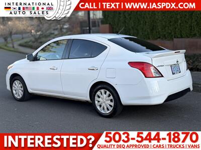 2018 Nissan Versa SV   - Photo 3 - Portland, OR 97216