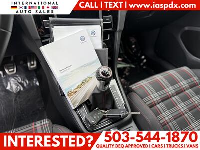 2020 Volkswagen Golf GTI S   - Photo 14 - Portland, OR 97216