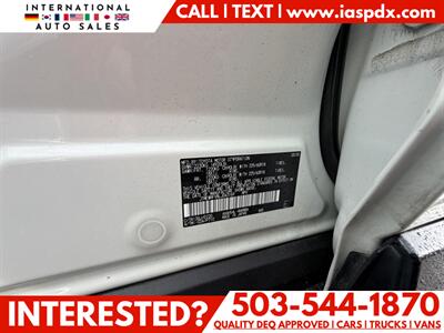 2020 Toyota RAV4 Hybrid XSE - Photo 15 - Portland, OR 97216