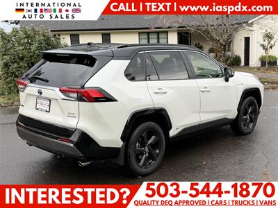 2020 Toyota RAV4 Hybrid XSE - Photo 5 - Portland, OR 97216