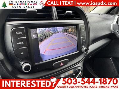 2022 Kia Soul LX   - Photo 12 - Portland, OR 97216