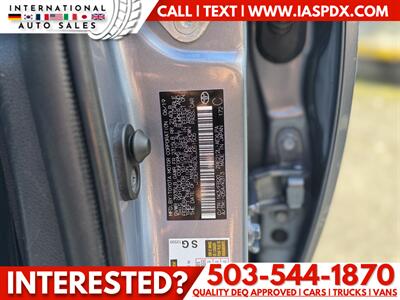 2020 Toyota Corolla LE   - Photo 10 - Portland, OR 97216