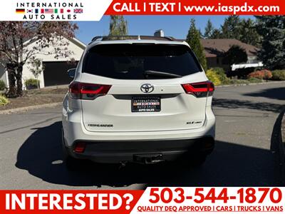 2017 Toyota Highlander SE   - Photo 4 - Portland, OR 97216