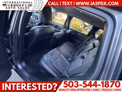 2023 Jeep Cherokee Altitude Lux - Photo 12 - Portland, OR 97216