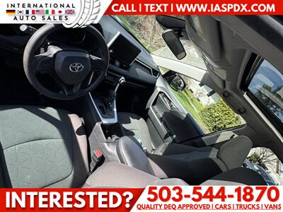 2023 Toyota RAV4 XLE   - Photo 9 - Portland, OR 97216
