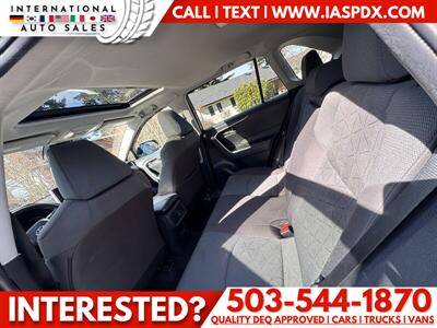 2023 Toyota RAV4 XLE   - Photo 11 - Portland, OR 97216