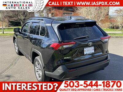 2023 Toyota RAV4 XLE   - Photo 3 - Portland, OR 97216