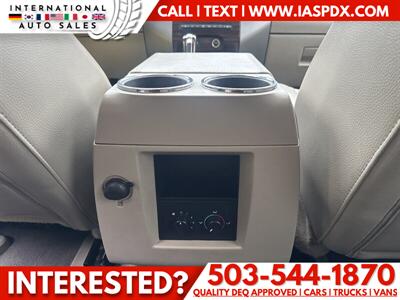 2008 Ford Expedition Limited  4WD - Photo 11 - Portland, OR 97216