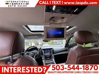2015 Cadillac Escalade Premium   - Photo 12 - Portland, OR 97216