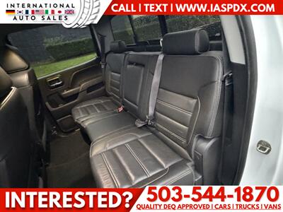 2017 GMC Sierra 2500 Denali   - Photo 13 - Portland, OR 97216