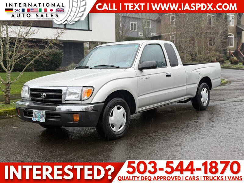 2000 Toyota Tacoma Base's photo