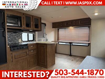 2017 FOREST RIVER TOWABLE CAMPER TRAILER Salem Towables   - Photo 12 - Portland, OR 97216