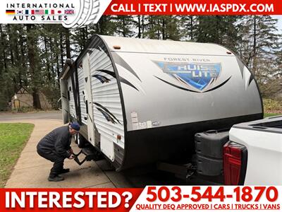 2017 FOREST RIVER TOWABLE CAMPER TRAILER Salem Towables   - Photo 25 - Portland, OR 97216