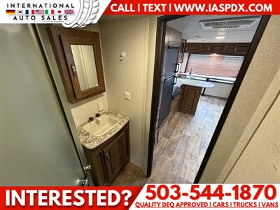 2017 FOREST RIVER TOWABLE CAMPER TRAILER Salem Towables   - Photo 14 - Portland, OR 97216