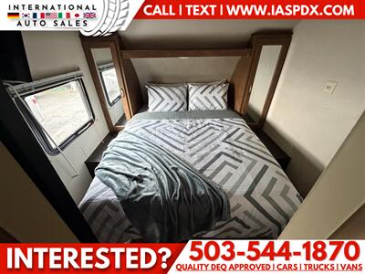 2017 FOREST RIVER TOWABLE CAMPER TRAILER Salem Towables   - Photo 36 - Portland, OR 97216