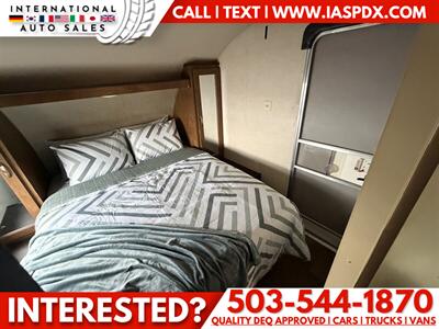 2017 FOREST RIVER TOWABLE CAMPER TRAILER Salem Towables   - Photo 38 - Portland, OR 97216