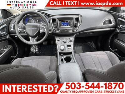 2015 Chrysler 200 Limited   - Photo 10 - Portland, OR 97216