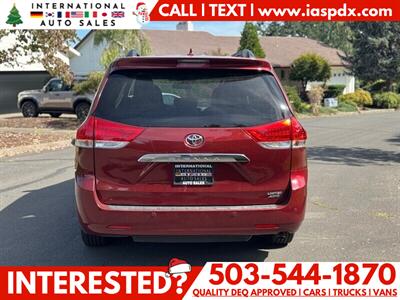 2012 Toyota Sienna Limited 7-Passenger - 3.5L V6 - Photo 4 - Portland, OR 97216