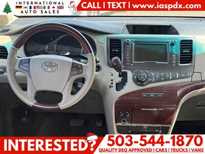 2012 Toyota Sienna Limited 7-Passenger - 3.5L V6 - Photo 18 - Portland, OR 97216