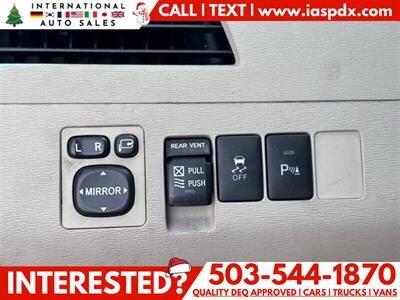 2012 Toyota Sienna Limited 7-Passenger - 3.5L V6 - Photo 19 - Portland, OR 97216
