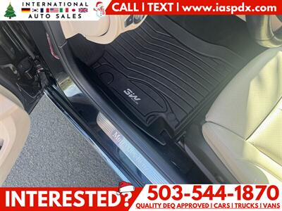 2018 Mercedes-Benz C 300 4MATIC - Twin Turbo   - Photo 12 - Portland, OR 97216