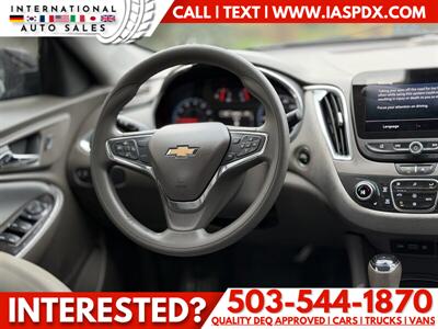 2020 Chevrolet Malibu LT   - Photo 11 - Portland, OR 97216