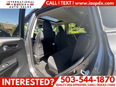 2017 Toyota RAV4 XLE   - Photo 12 - Portland, OR 97216