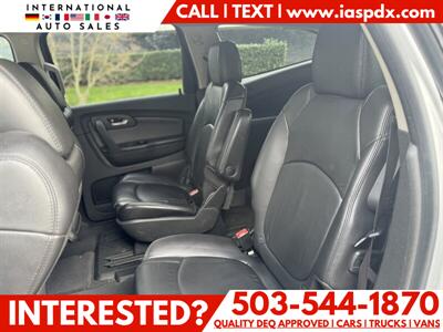 2012 Chevrolet Traverse LT - Photo 11 - Portland, OR 97216