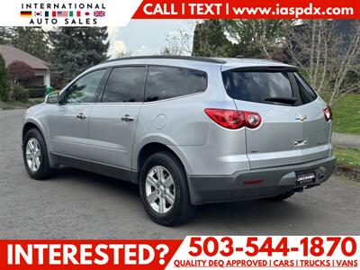 2012 Chevrolet Traverse LT - Photo 3 - Portland, OR 97216
