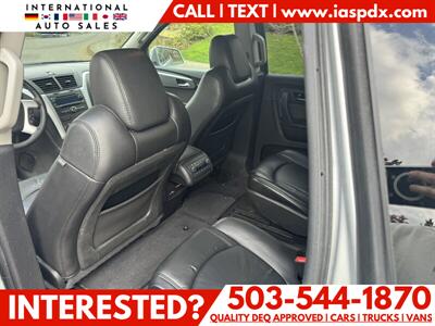 2012 Chevrolet Traverse LT - Photo 13 - Portland, OR 97216