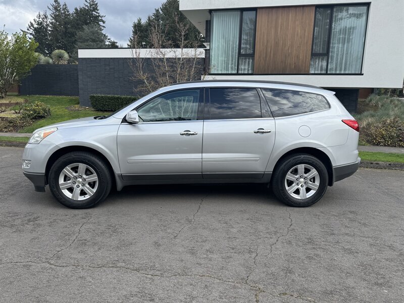 2012 Chevrolet Traverse LT - AWD  