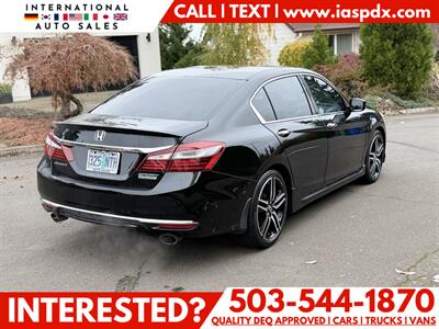2017 Honda Accord Sport Special Editio   - Photo 5 - Portland, OR 97216