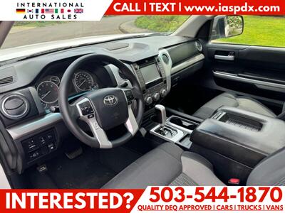 2015 Toyota Tundra SR5   - Photo 11 - Portland, OR 97216