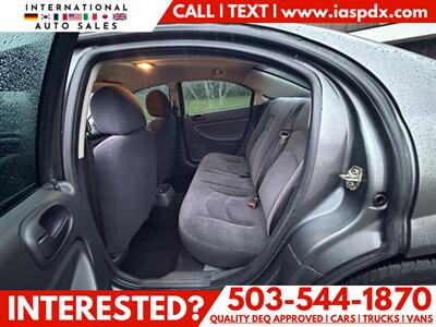 2005 Dodge Stratus SXT   - Photo 10 - Portland, OR 97216