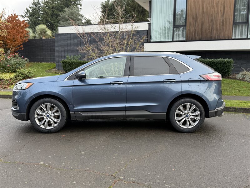 2019 Ford Edge Titanium  