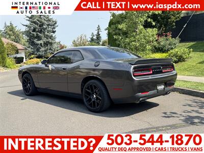 2016 Dodge Challenger SXT   - Photo 3 - Portland, OR 97216