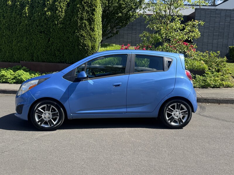2013 Chevrolet Spark 1LT Auto  