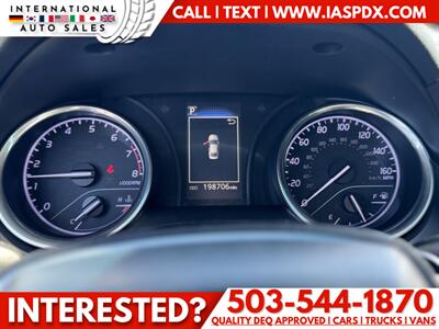 2018 Toyota Camry LE   - Photo 13 - Portland, OR 97216