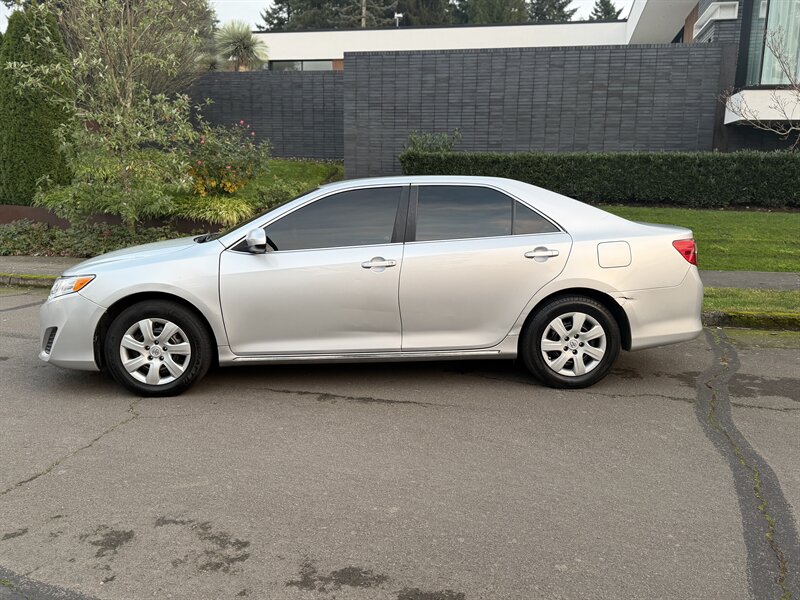 2012 Toyota Camry LE - LOW MILES  