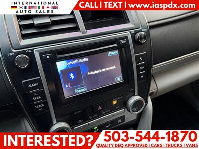 2012 Toyota Camry LE - LOW MILES - Photo 11 - Portland, OR 97216