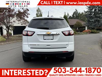 2017 Chevrolet Traverse LT - Photo 4 - Portland, OR 97216