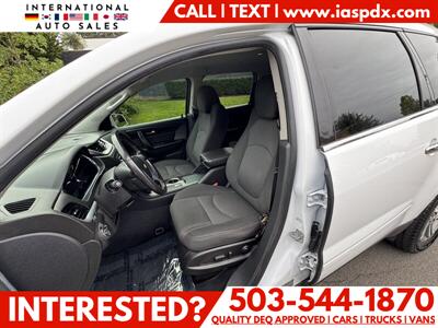 2017 Chevrolet Traverse LT - Photo 9 - Portland, OR 97216
