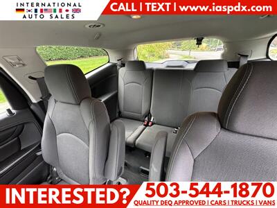 2017 Chevrolet Traverse LT - Photo 11 - Portland, OR 97216