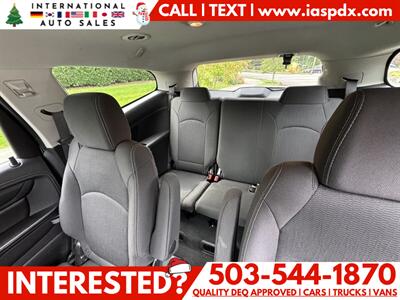 2017 Chevrolet Traverse LT   - Photo 11 - Portland, OR 97216