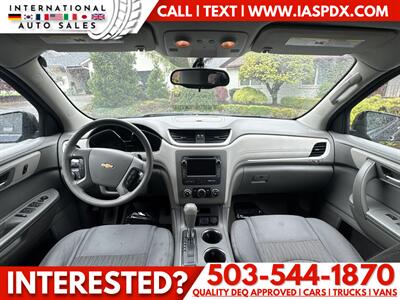 2015 Chevrolet Traverse LS   - Photo 10 - Portland, OR 97216